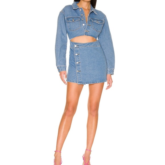 superdown Dresses & Skirts - Superdown Mika Button Front Dress